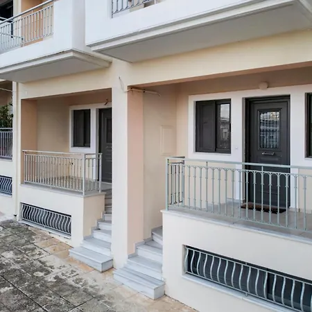 Rincon De Luz Kyparissia